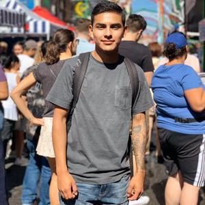 Meet your Posher, Andres